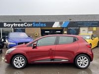 Used Renault Clio IV Dynamique 2016 Red Hatchback