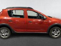 Used Dacia Sandero Ambiance 90 HP (66 kW) 2017 Red Hatchback