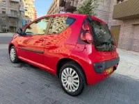 Used Peugeot 107 Active 68 HP (50 kW) 2013 Red Hatchback