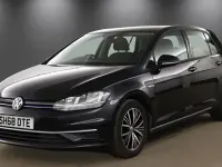 Used VW Golf VII SE 130 HP (95 kW) 2018 Black Hatchback