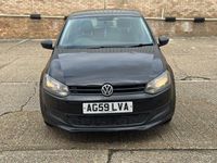 Begagnad VW Polo S 2010 Svart Halvkombi