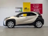 Used Toyota Aygo X 72 HP (52 kW) 2024 Beige SUV