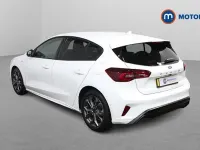 Second-hand Ford Focus ST-Line 125 CP (91 kW) 2022 Alb Hatchback