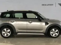Used Mini Cooper Countryman Classic 134 HP (98 kW) 2019 Silver SUV