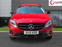 Used Mercedes GLA180 Urban 122 HP (89 kW) 2019 Red SUV