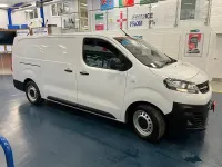 Used Vauxhall Vivaro 100 kW (136 HP) 2022 White MPV
