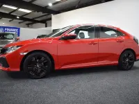 Used Honda Civic SE 129 HP (94 kW) 2017 Red Hatchback