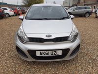 Used Kia Rio Air 85 HP (62 kW) 2011 Silver Hatchback