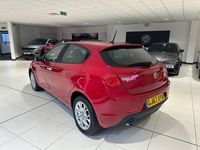 used Alfa Romeo Alfa 6 GIULIETTA 1.6 JTDM-2 SUPER TCT EURO(S/S) 5DR DIESEL FROM 2017 FROM SLOUGH (SL1 6BB) | SPOTICAR