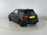 Used Mini Cooper Hatch 134 HP (98 kW) 2022 Black Hatchback