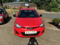 Used Hyundai i20 Classic 2014 Red Hatchback