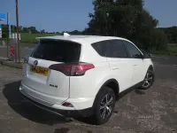 Used Toyota RAV4 Business Edition 143 HP (105 kW) 2017 White SUV