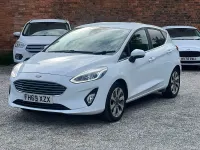 Used Ford Fiesta Titanium 100 HP (73 kW) 2020 White Hatchback