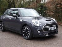 Begagnad Mini Cooper S Exclusive 192 HK (141 kW) 2019 Grå Halvkombi