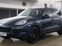 Begagnad Porsche Cayenne S E-Hybrid 2012 Blå SUV
