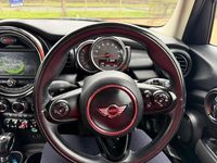 Usado Mini Cooper D Hatch 2016 Cinzento Citadino