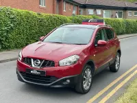 Used Nissan Qashqai Tekna 110 HP (80 kW) 2010 Red SUV