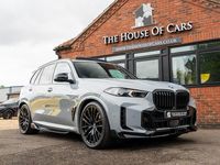 Begagnad BMW X5 M Sport 2024 Grå SUV