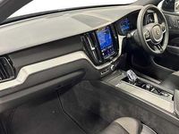 Used Volvo XC60 Plus 194 HP (142 kW) 2023 Silver SUV