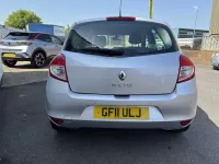 Used Renault Clio Dynamique 2011 Silver Hatchback