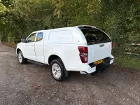 Used Isuzu D-Max 163 HP (119 kW) 2021 White Pickup