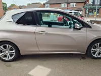 Used Peugeot 208 Allure 2012 Pink Hatchback