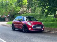 Second-hand Mini Cooper Hatch 136 CP (100 kW) 2015 Roșu Hatchback