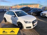 Usado Audi A1 Design 116 HP (85 kW) 2015 Branco Citadino