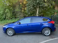 Używany Ford Focus Zetec 125 KM (91 kW) 2018 Niebieski Hatchback