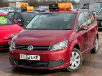Begagnad VW Touran S 105 HK (77 kW) 2012 Röd Minibuss
