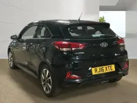 Used Hyundai i20 SE 84 HP (61 kW) 2016 Black Coupe