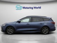 Used Ford Focus ST-Line 125 HP (91 kW) 2023 Blue Estate