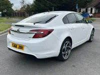 Used Vauxhall Insignia SRi 136 HP (100 kW) 2016 White Hatchback