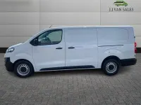 Used Vauxhall Vivaro S 100 HP (73 kW) 2023 White MPV