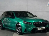 New BMW M5 Comfort Edition 717 HP (527 kW) 2026 Green Estate