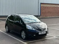 Używany Honda Jazz EX 100 KM (73 kW) 2010 Czarny Hatchback