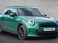 Used Mini Cooper Exclusive 134 HP (98 kW) 2024 Green Hatchback