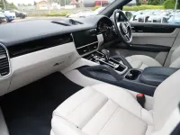 Used Porsche Cayenne 462 HP (339 kW) 1969 Porsche metallic  dolomite si SUV