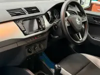 Begagnad Skoda Fabia SE 95 HK (69 kW) 2017 Vit Halvkombi