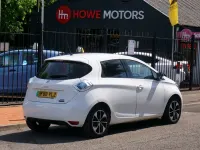 Used Renault Zoe Dynamique 80 kW (109 HP) 2018 White Hatchback