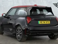 Used Mini Cooper SE Hatch 158 kW (215 HP) 2024 Black Hatchback