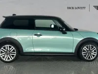 Used Mini Cooper S Hatch 201 HP (147 kW) 2024 Green Hatchback