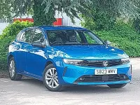 Used Vauxhall Astra Design Edition 110 HP (80 kW) 2023 Blue Hatchback