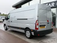 Used Renault Master Business 135 HP (99 kW) 2023 Grey MPV