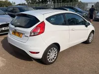 Used Ford Fiesta Style 2013 White Hatchback