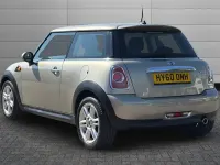 Usado Mini Cooper 122 HP (89 kW) 2010 Prateado Citadino
