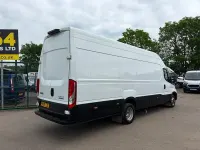 Used Iveco Daily 140 HP (102 kW) 2020 White Van