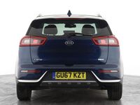 Second-hand Kia Niro 141 CP (103 kW) 2017 Albastru SUV
