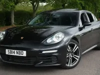 Used Porsche Panamera 300 HP (220 kW) 2014 Black Hatchback