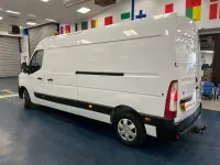 Used Renault Master Business 135 HP (99 kW) 2022 White MPV